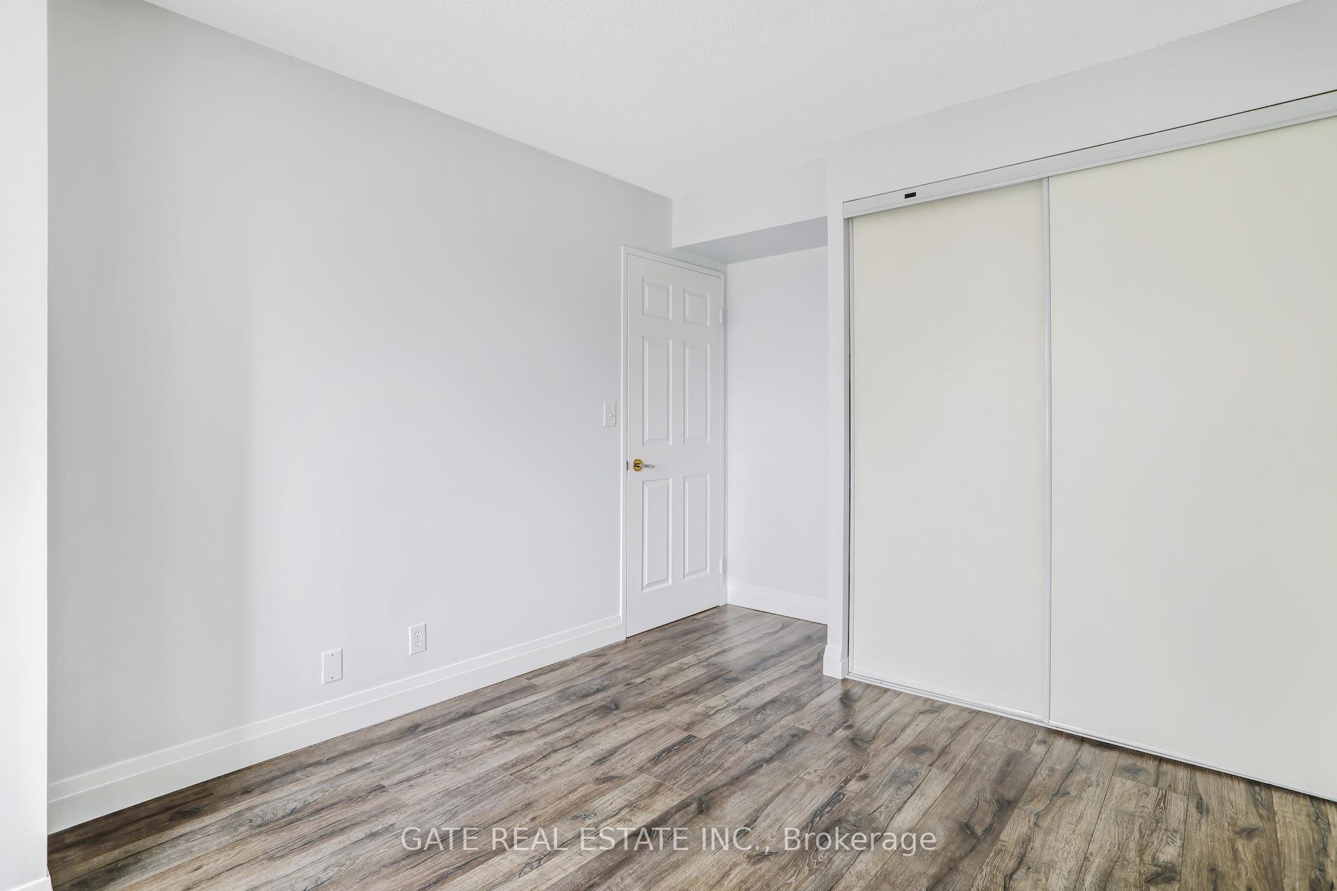 Photo 21 of Unit 1111, 8 Lee Centre Drive, Scarborough, Woburn — HOMEH