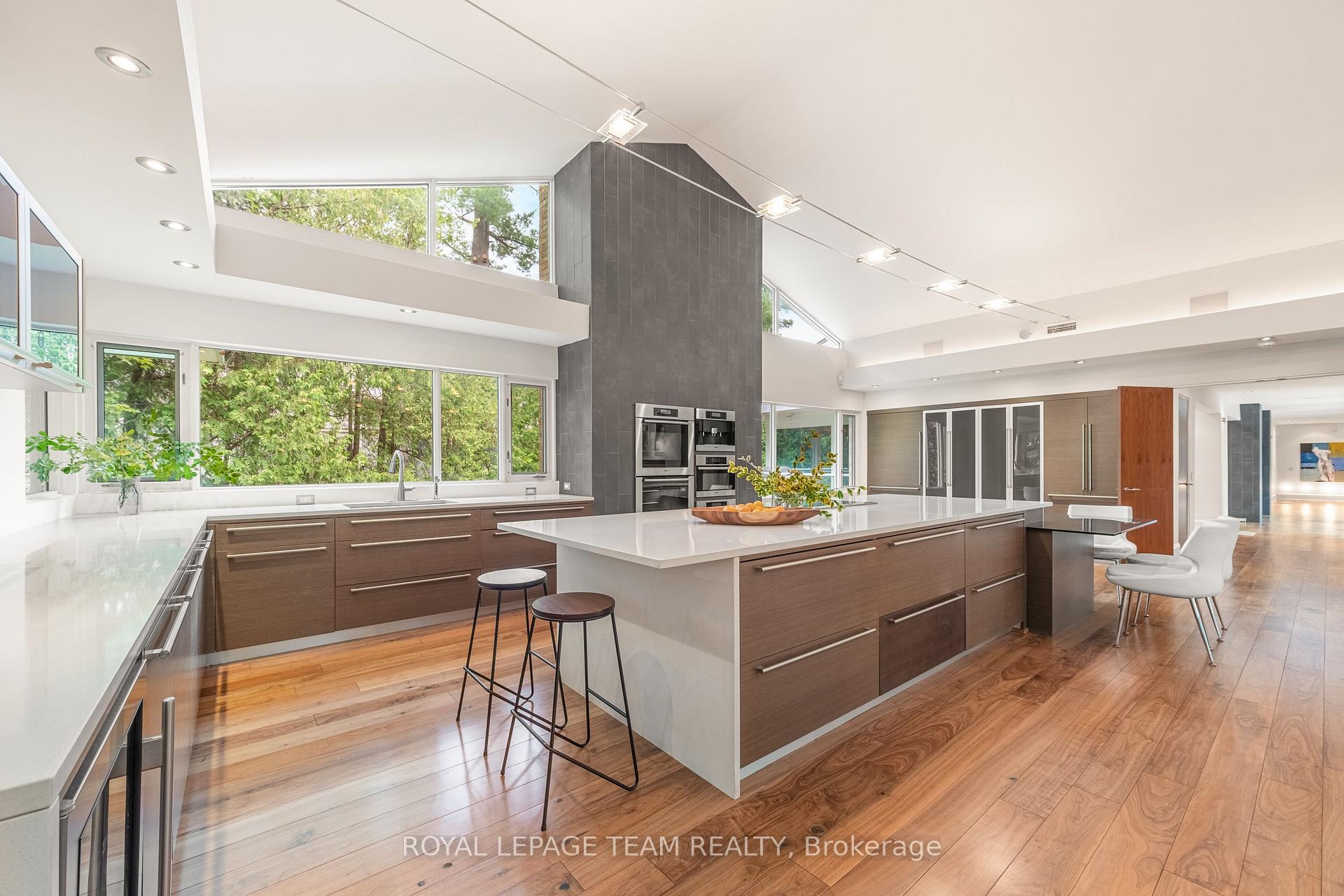 Photo 4 of 55 Willingdon Road, Ottawa, Rockcliffe — HOMEH