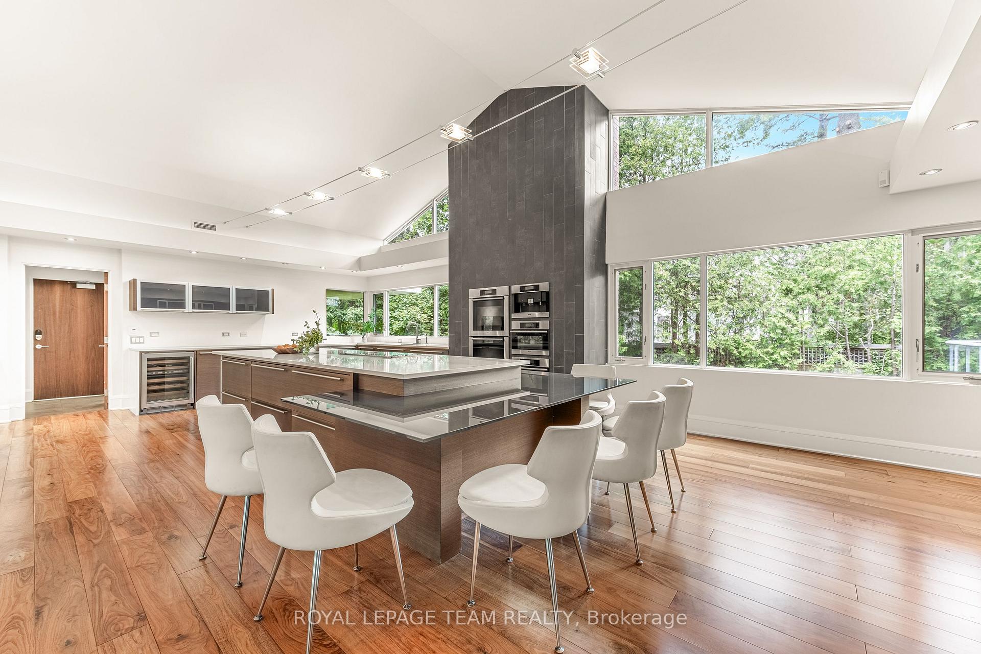 Photo 5 of 55 Willingdon Road, Ottawa, Rockcliffe — HOMEH