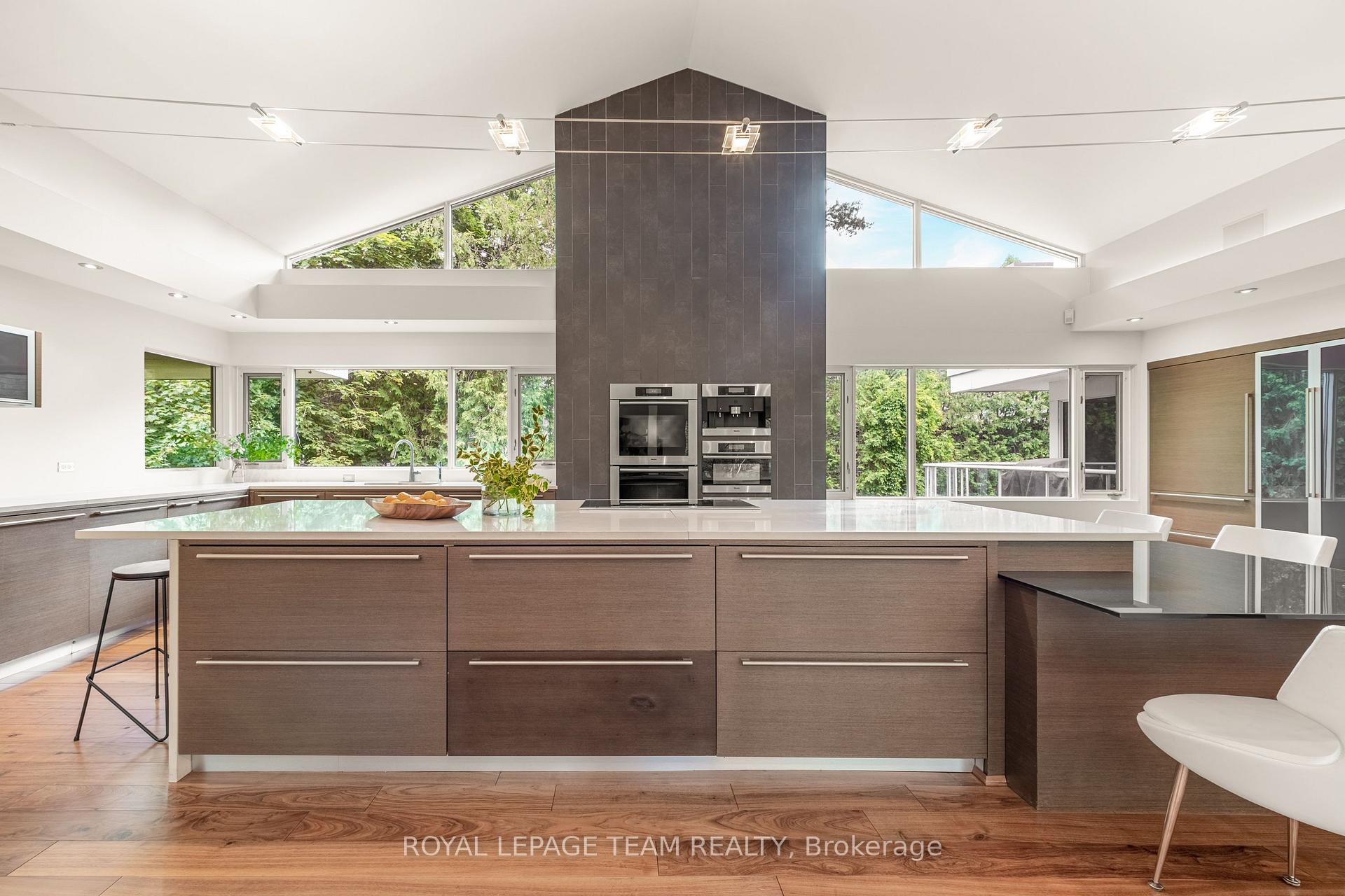 Photo 6 of 55 Willingdon Road, Ottawa, Rockcliffe — HOMEH