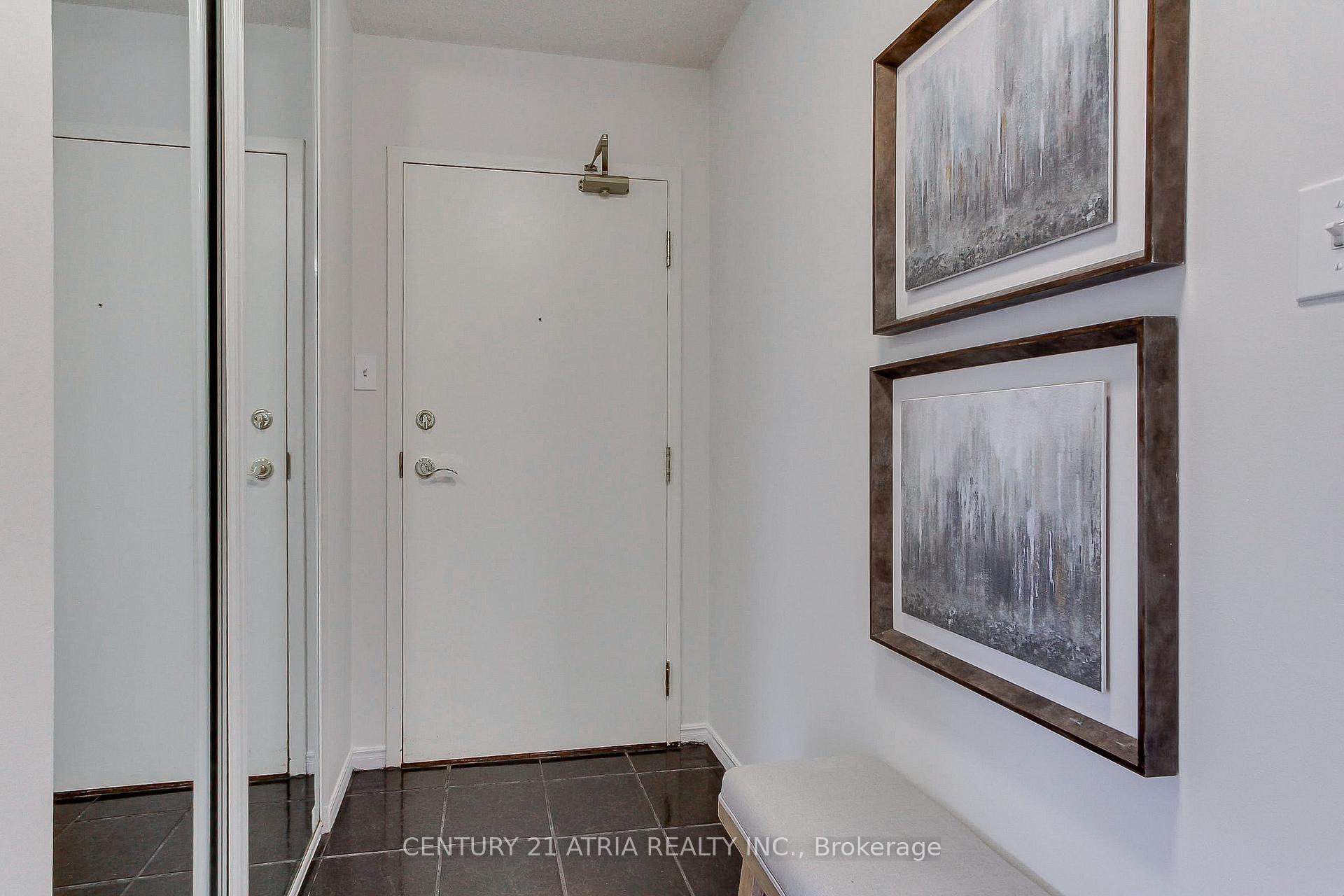 Photo 4 of Unit 309, 270 Davis Drive, Newmarket, Central Newmarket — HOMEH