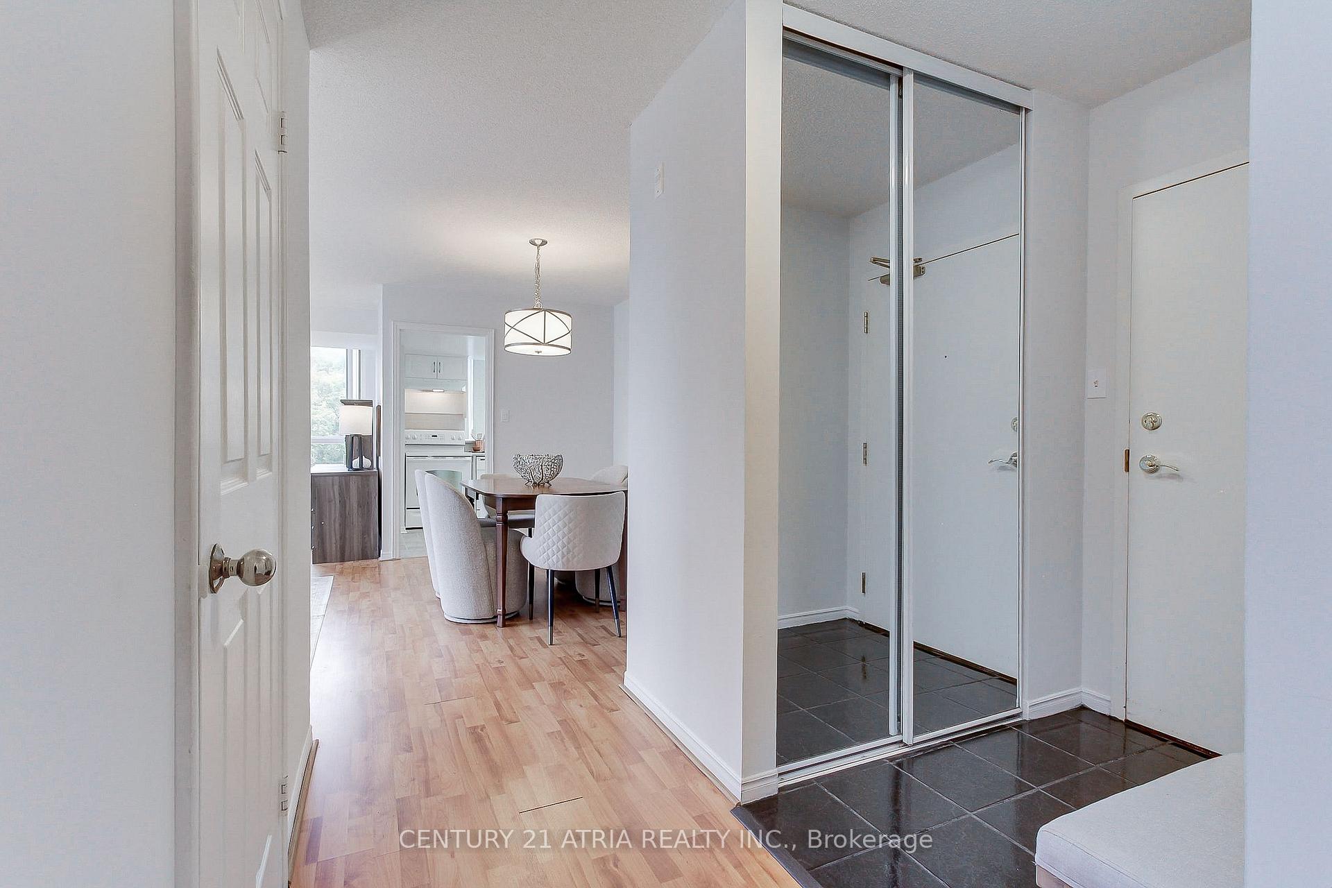 Photo 6 of Unit 309, 270 Davis Drive, Newmarket, Central Newmarket — HOMEH