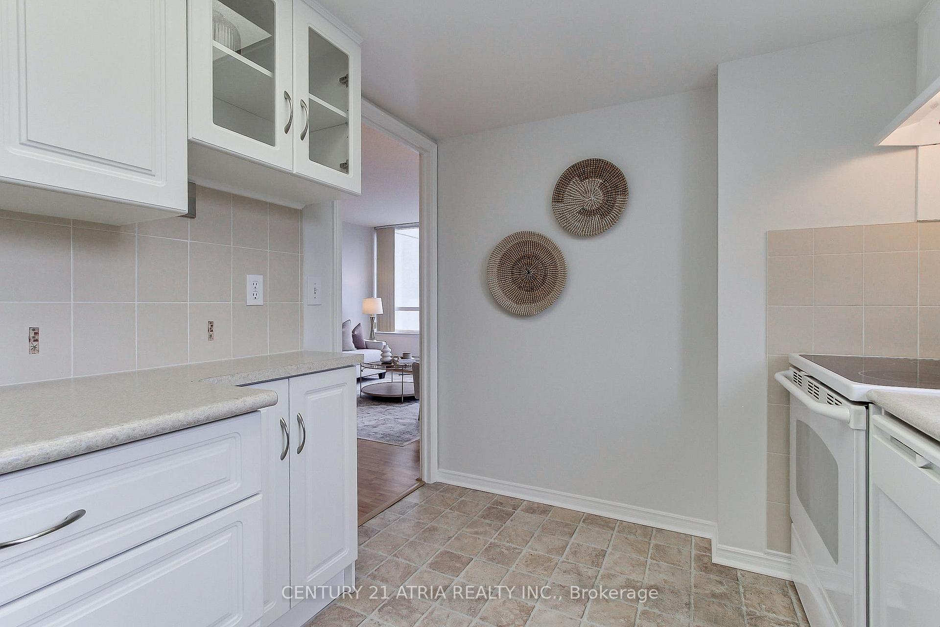 Photo 12 of Unit 309, 270 Davis Drive, Newmarket, Central Newmarket — HOMEH