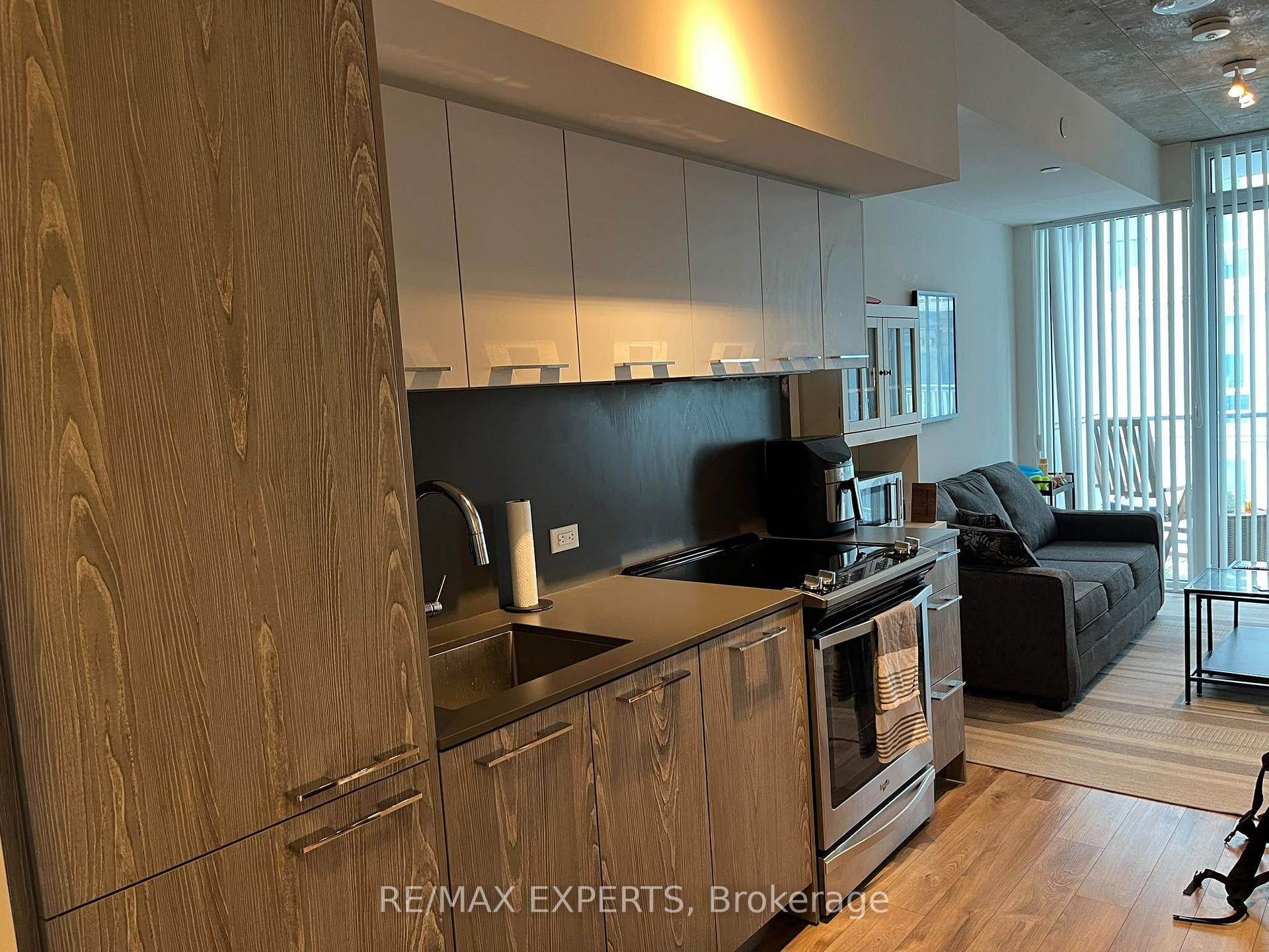 Photo 2 of Unit 911, 25 Baseball Place, Toronto, South Riverdale — HOMEH