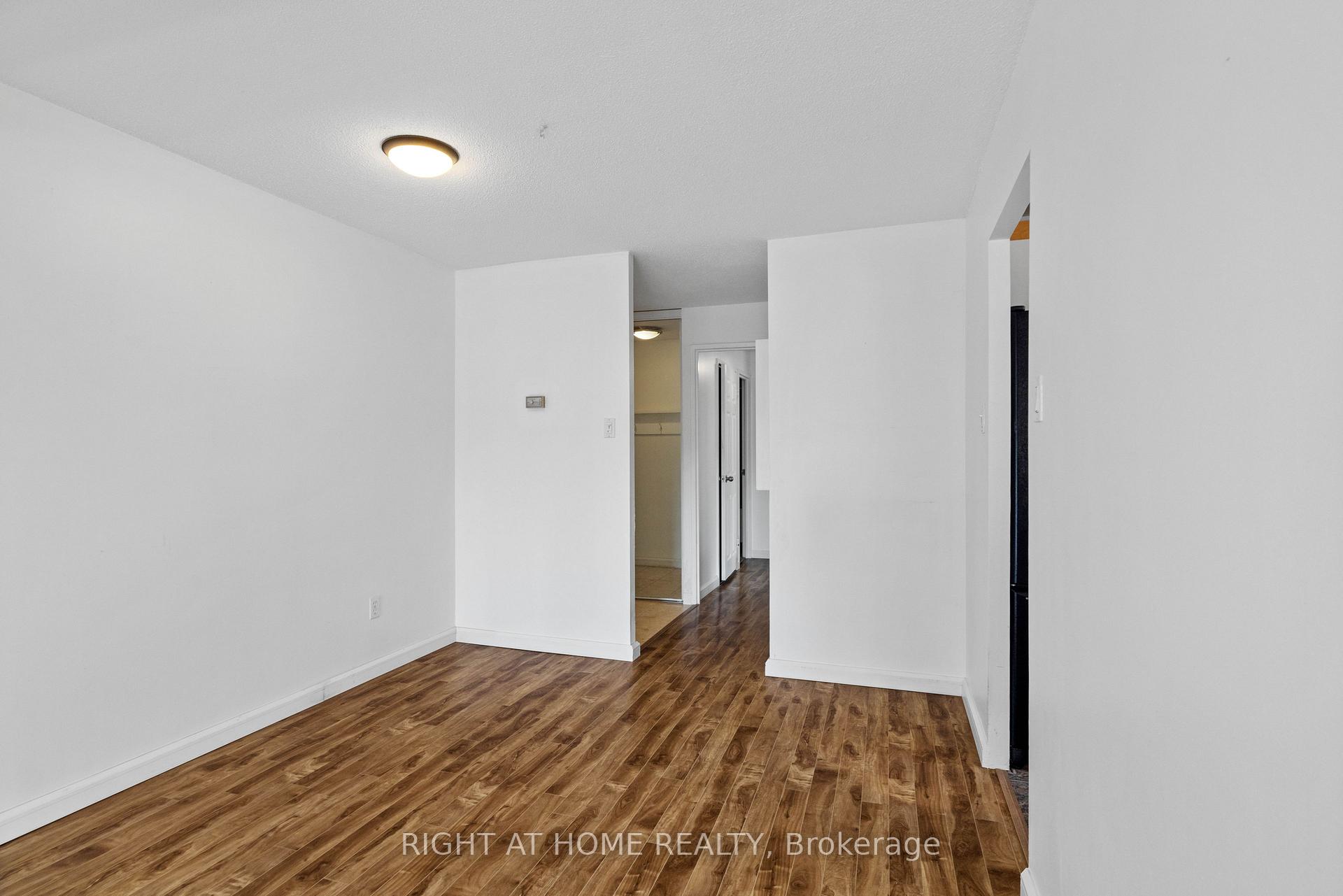 Photo 5 of Unit 306, 1081 Ambleside Drive, Ottawa, Woodroffe — HOMEH