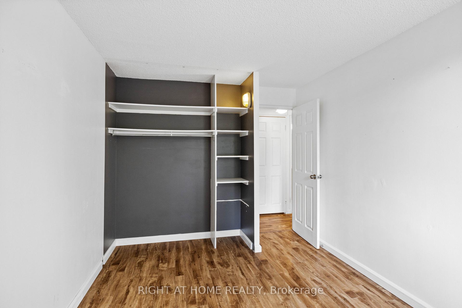 Photo 7 of Unit 306, 1081 Ambleside Drive, Ottawa, Woodroffe — HOMEH