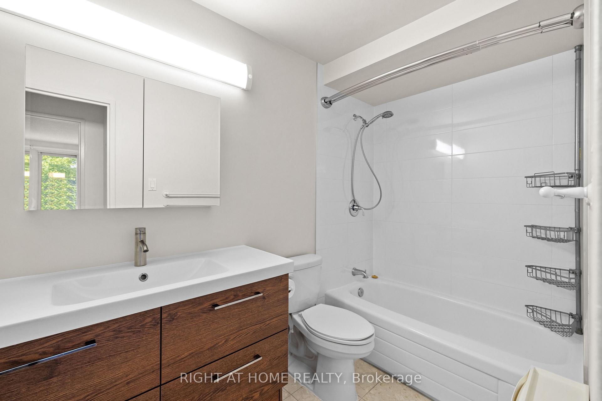 Photo 9 of Unit 306, 1081 Ambleside Drive, Ottawa, Woodroffe — HOMEH