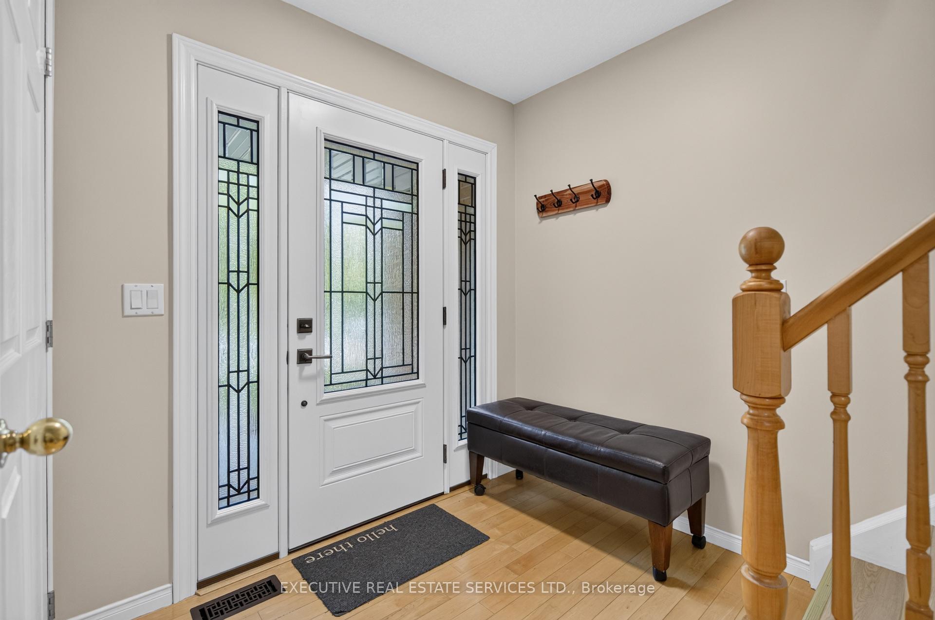 Photo 11 of 427 Beaver Creek Road, Waterloo, Columbia Forest — HOMEH