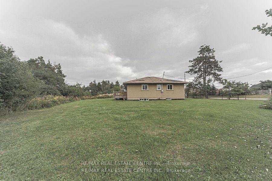 Photo 11 of 3024 Countryside Drive, Brampton, Vales of Castlemore North — HOMEH