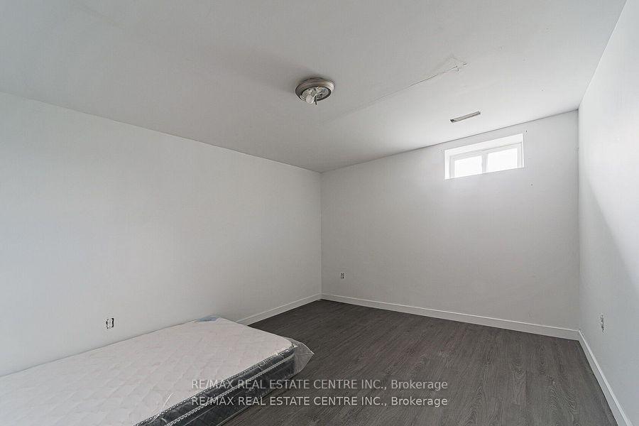 Photo 24 of 3024 Countryside Drive, Brampton, Vales of Castlemore North — HOMEH