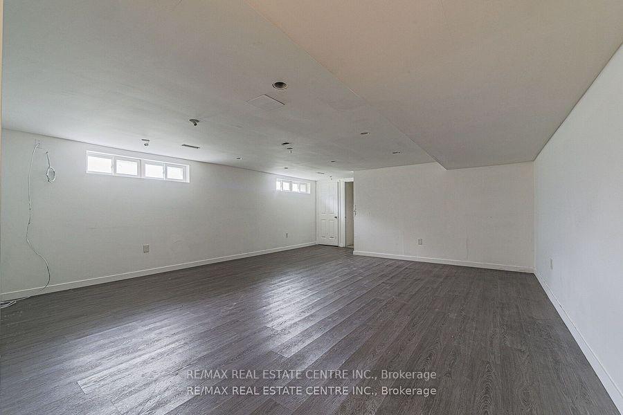 Photo 25 of 3024 Countryside Drive, Brampton, Vales of Castlemore North — HOMEH