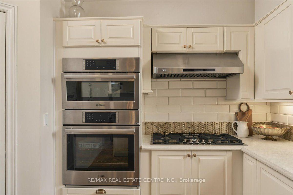 Photo 13 of 1749 Heritage Way, Oakville, Glen Abbey — HOMEH