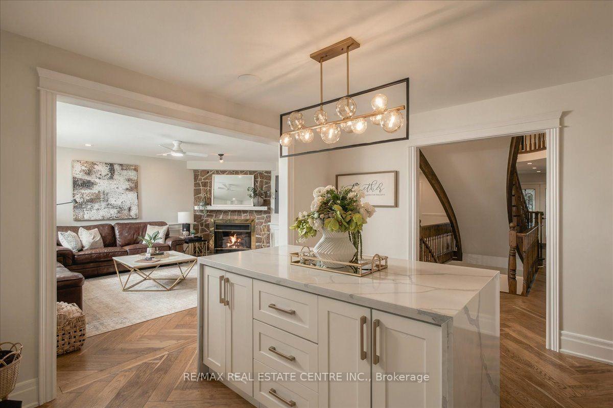 Photo 16 of 1749 Heritage Way, Oakville, Glen Abbey — HOMEH