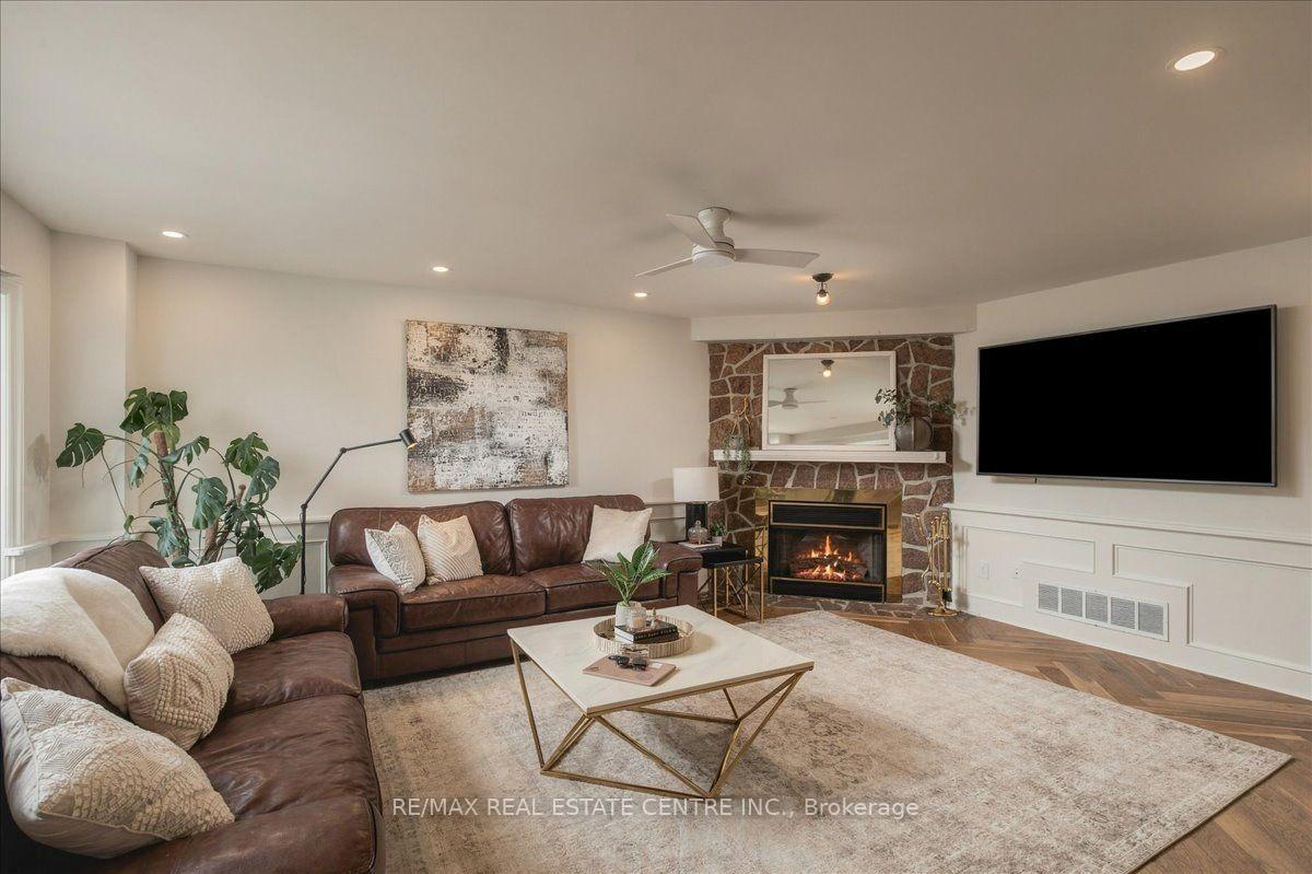 Photo 17 of 1749 Heritage Way, Oakville, Glen Abbey — HOMEH