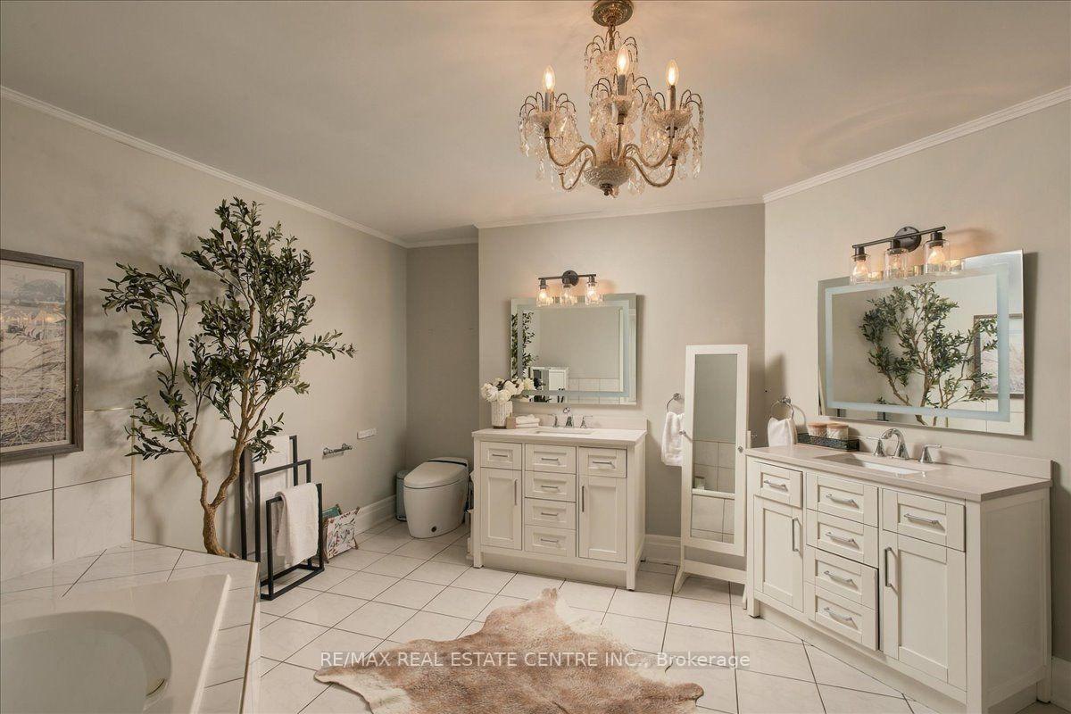 Photo 26 of 1749 Heritage Way, Oakville, Glen Abbey — HOMEH
