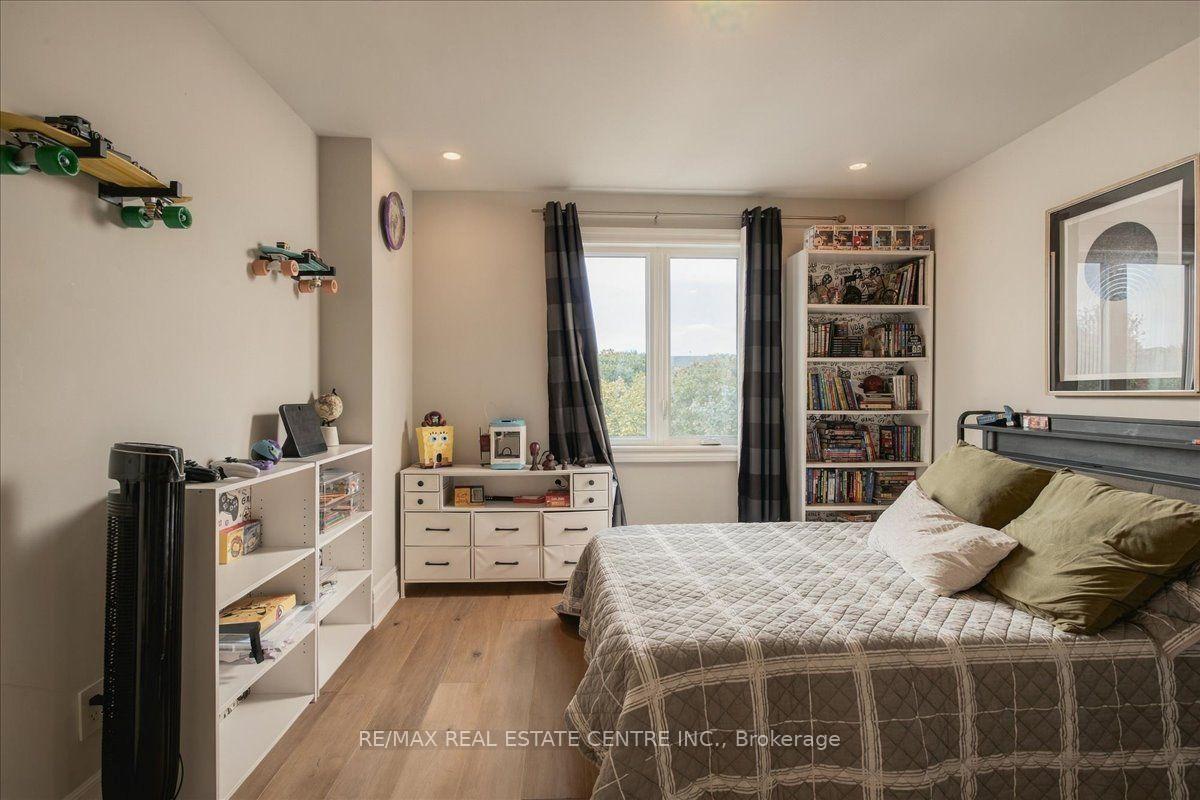 Photo 31 of 1749 Heritage Way, Oakville, Glen Abbey — HOMEH