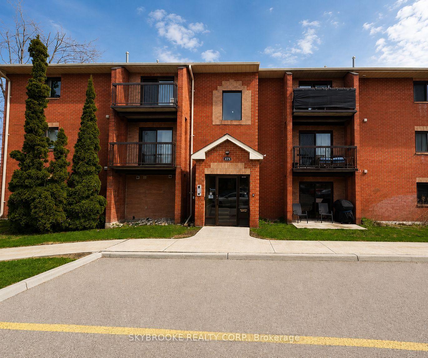 Photo of Unit F8, 171 Edgehill Drive