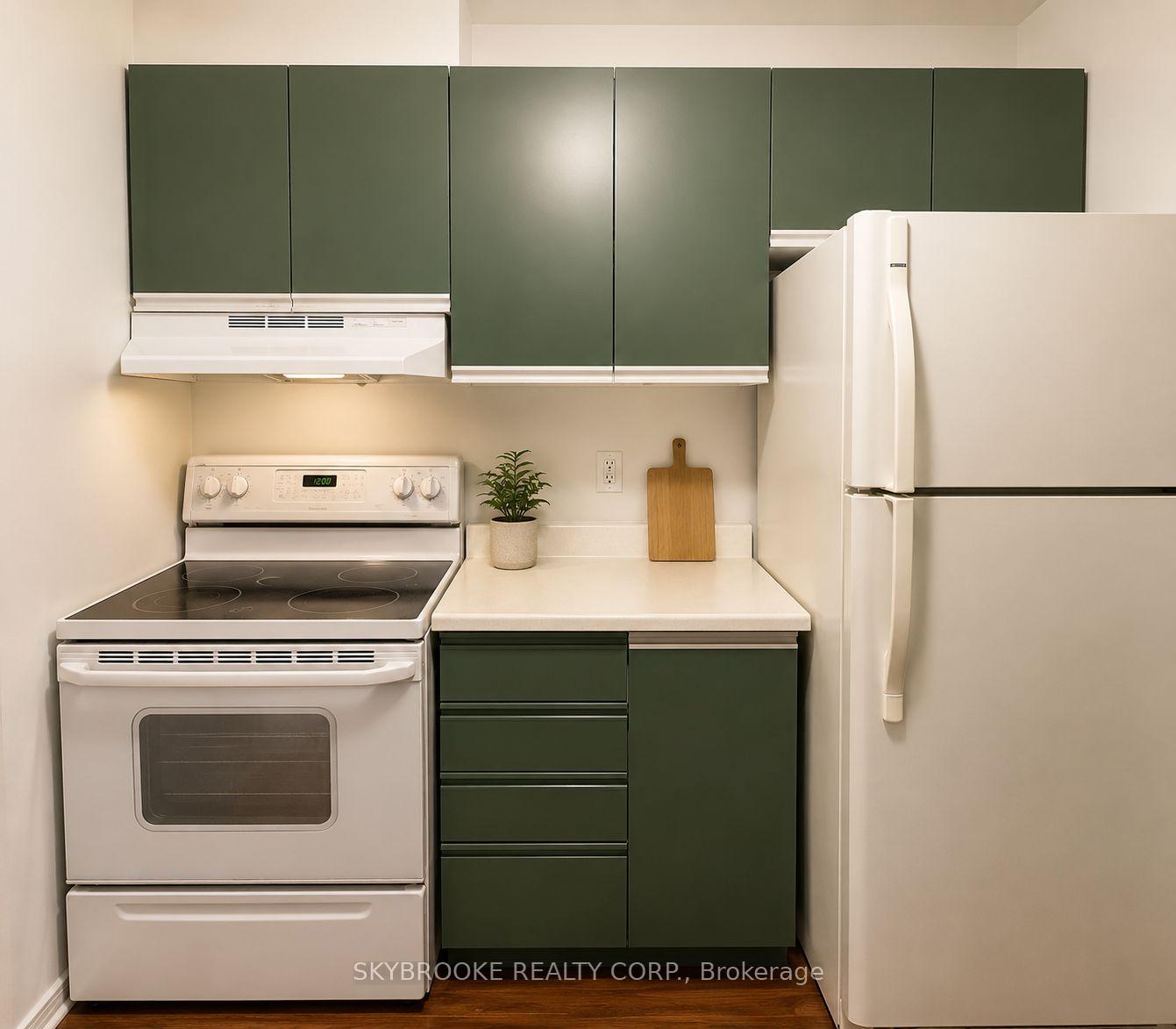 Photo 4 of Unit F8, 171 Edgehill Drive, Barrie, Letitia Heights — HOMEH
