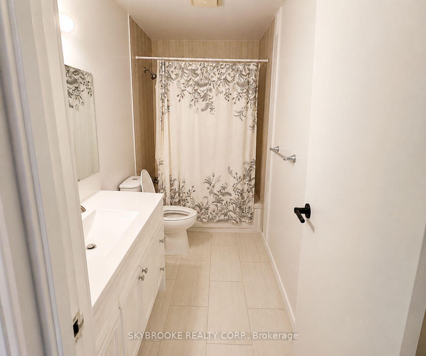 Photo 7 of Unit F8, 171 Edgehill Drive, Barrie, Letitia Heights — HOMEH