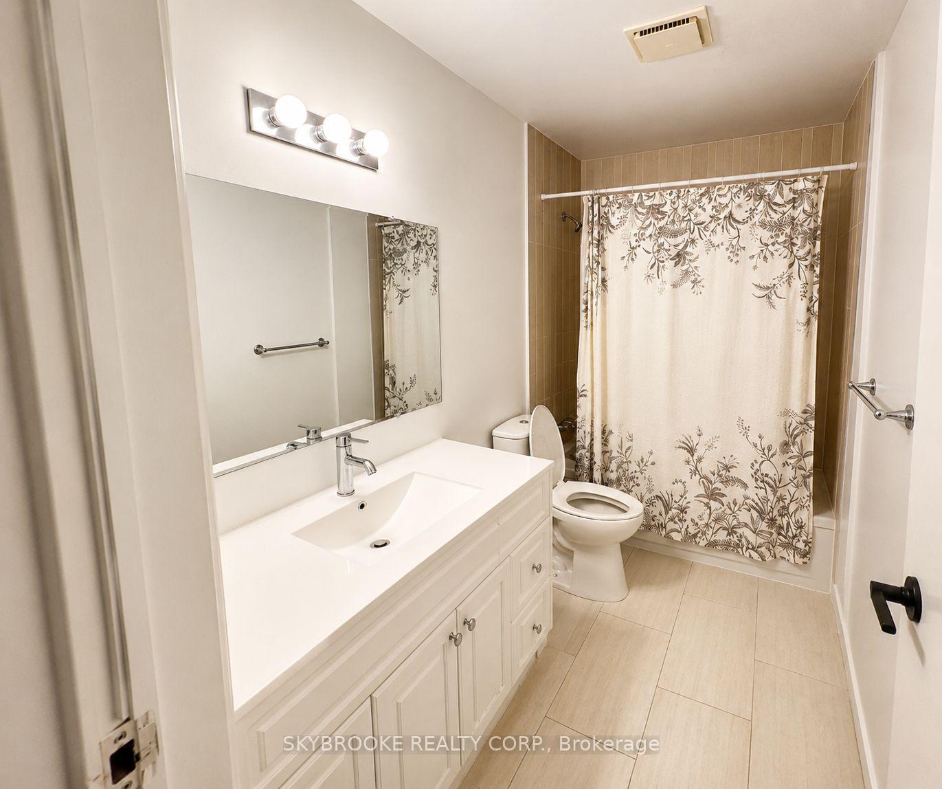 Photo 8 of Unit F8, 171 Edgehill Drive, Barrie, Letitia Heights — HOMEH