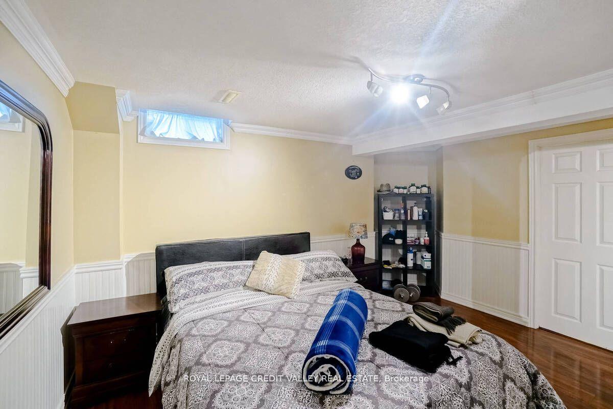 Photo 3 of 95 Mullis Crescent, Brampton, Fletcher's West — HOMEH