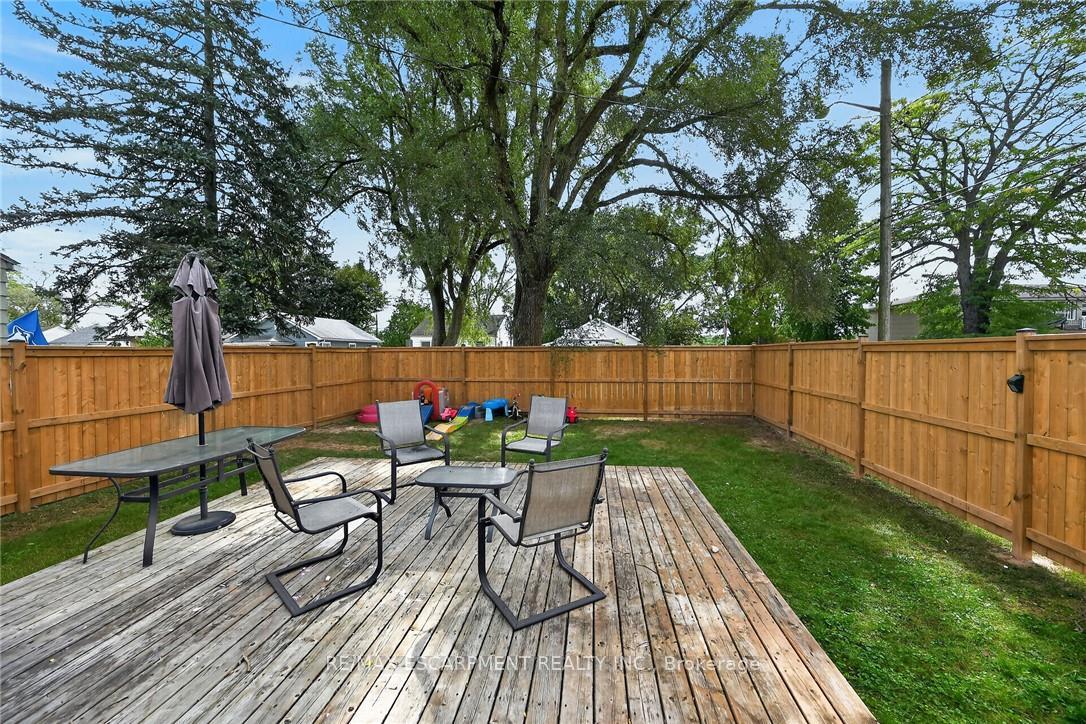 Photo 4 of 82 Division Street, Brantford, Eagle Place East — HOMEH