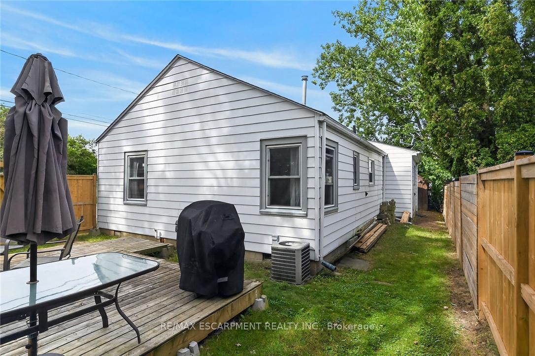 Photo 26 of 82 Division Street, Brantford, Eagle Place East — HOMEH