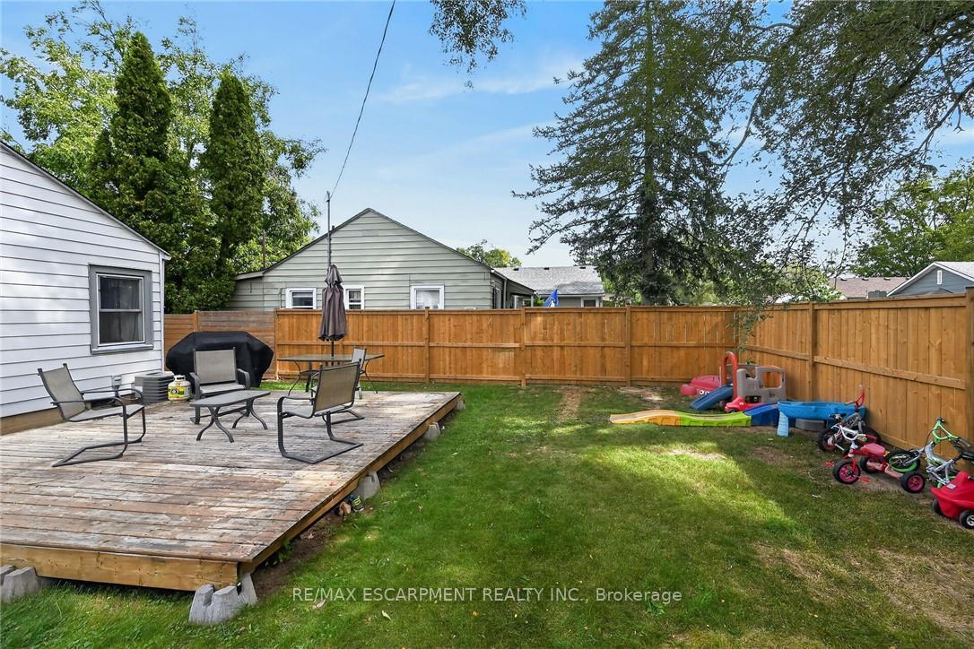 Photo 27 of 82 Division Street, Brantford, Eagle Place East — HOMEH