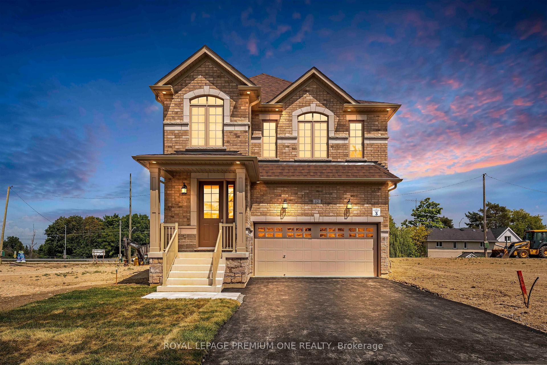 Photo 2 of 8 Jack Kenny Court, Caledon, Bolton West — HOMEH