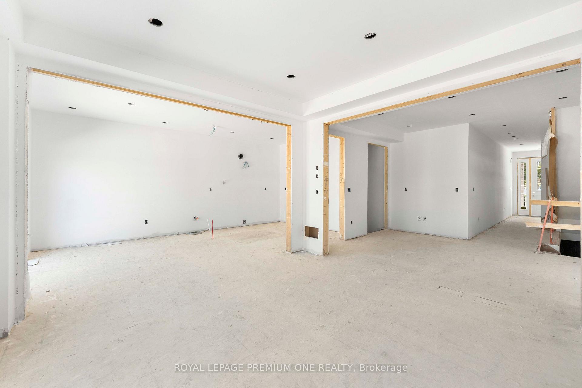 Photo 37 of 8 Jack Kenny Court, Caledon, Bolton West — HOMEH