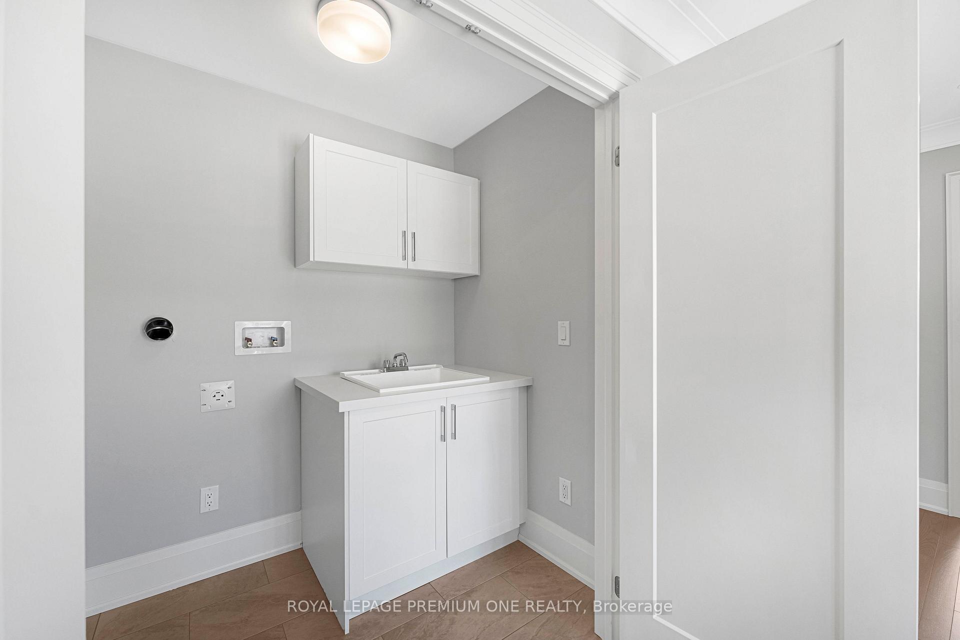 Photo 99 of 8 Jack Kenny Court, Caledon, Bolton West — HOMEH