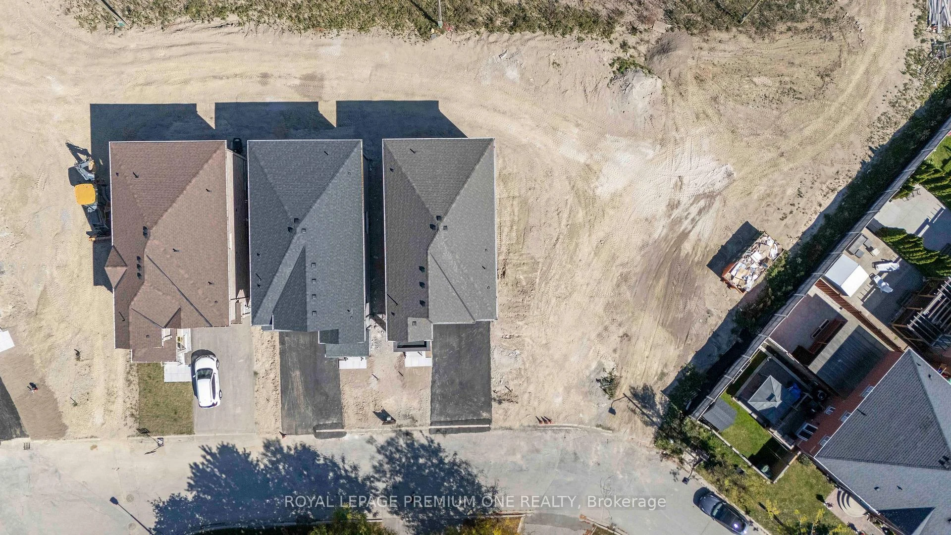 Photo 14 of 8 Jack Kenny Court, Caledon, Bolton West — HOMEH
