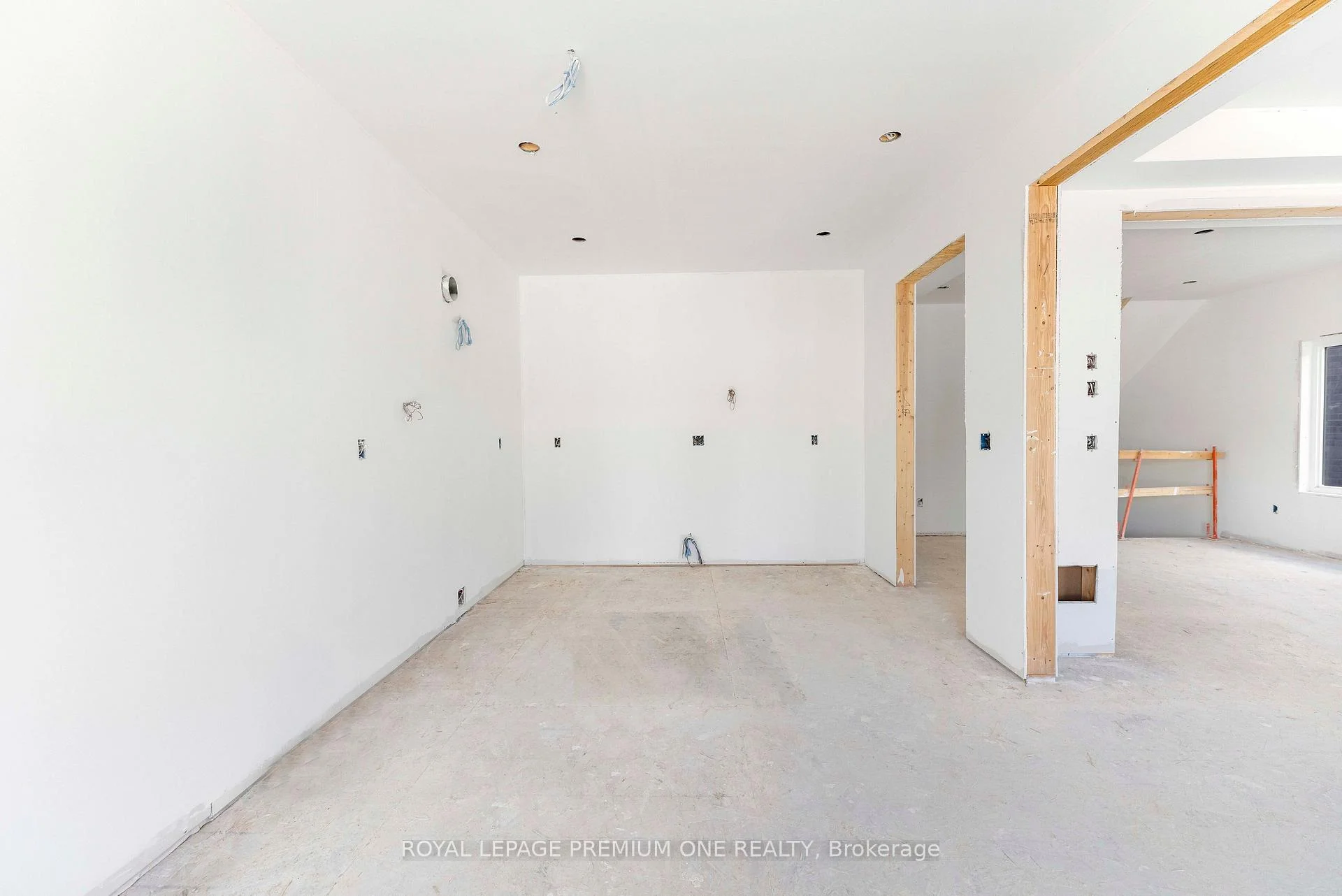 Photo 28 of 8 Jack Kenny Court, Caledon, Bolton West — HOMEH