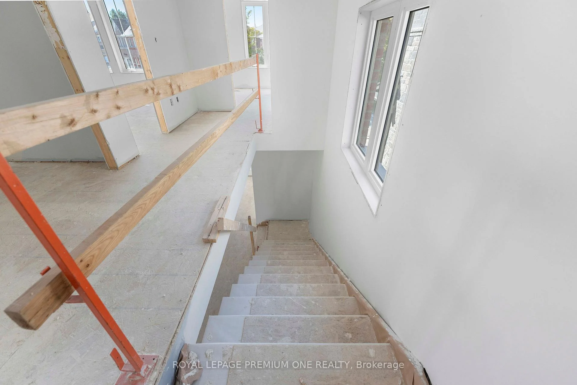 Photo 34 of 8 Jack Kenny Court, Caledon, Bolton West — HOMEH