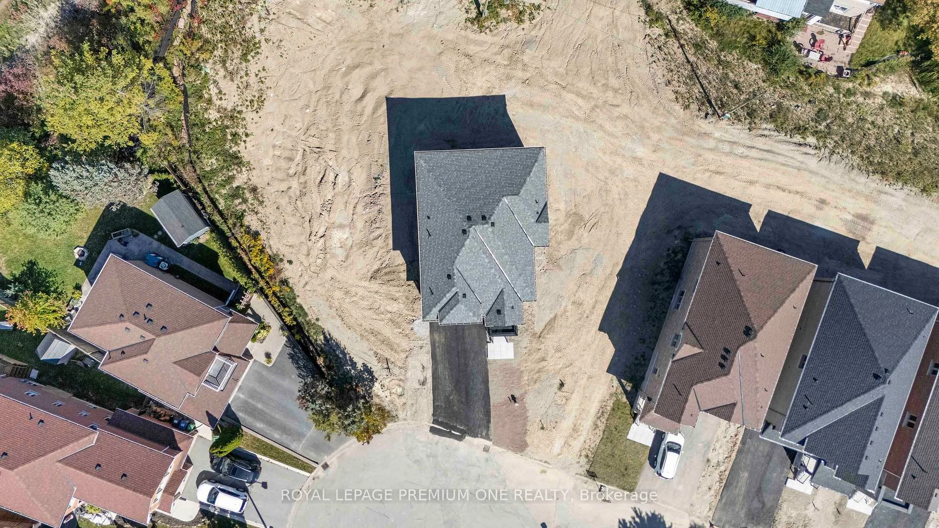 Photo 43 of 8 Jack Kenny Court, Caledon, Bolton West — HOMEH