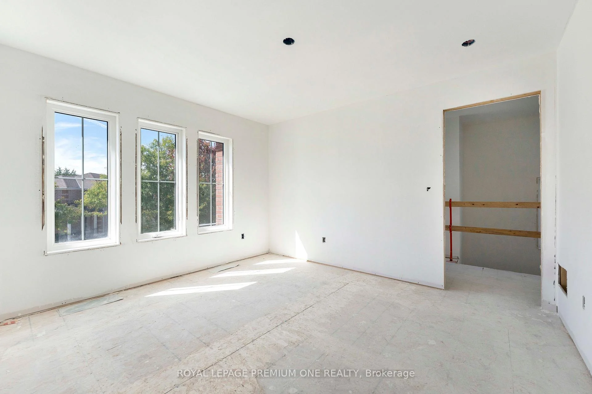 Photo 56 of 8 Jack Kenny Court, Caledon, Bolton West — HOMEH