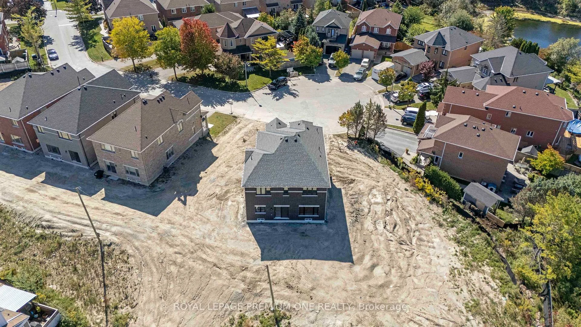 Photo 76 of 8 Jack Kenny Court, Caledon, Bolton West — HOMEH