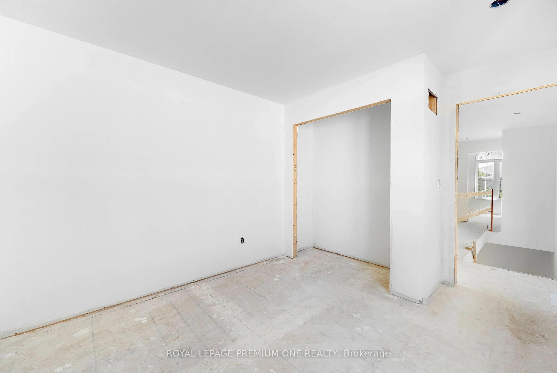 Photo 87 of 8 Jack Kenny Court, Caledon, Bolton West — HOMEH