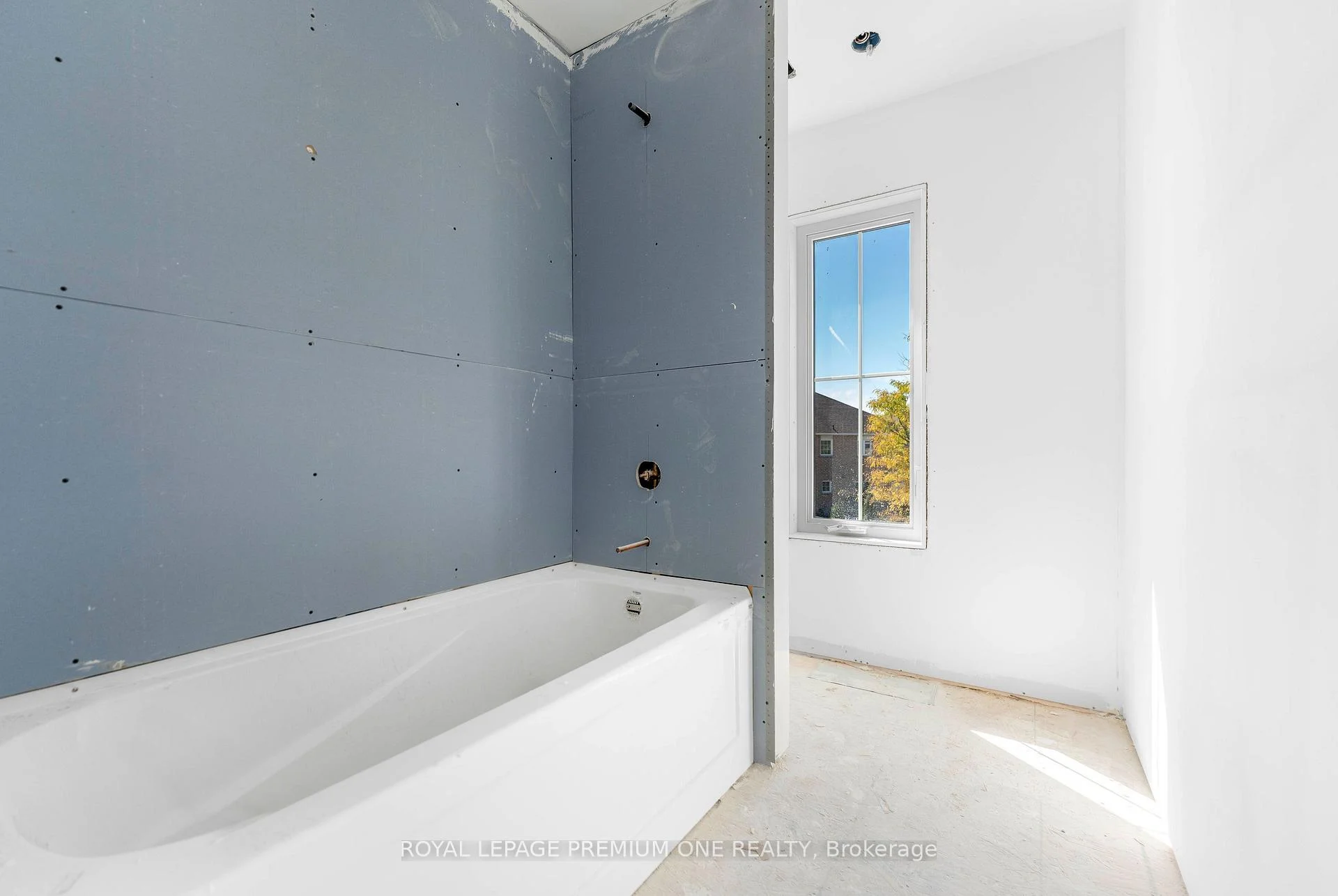 Photo 94 of 8 Jack Kenny Court, Caledon, Bolton West — HOMEH