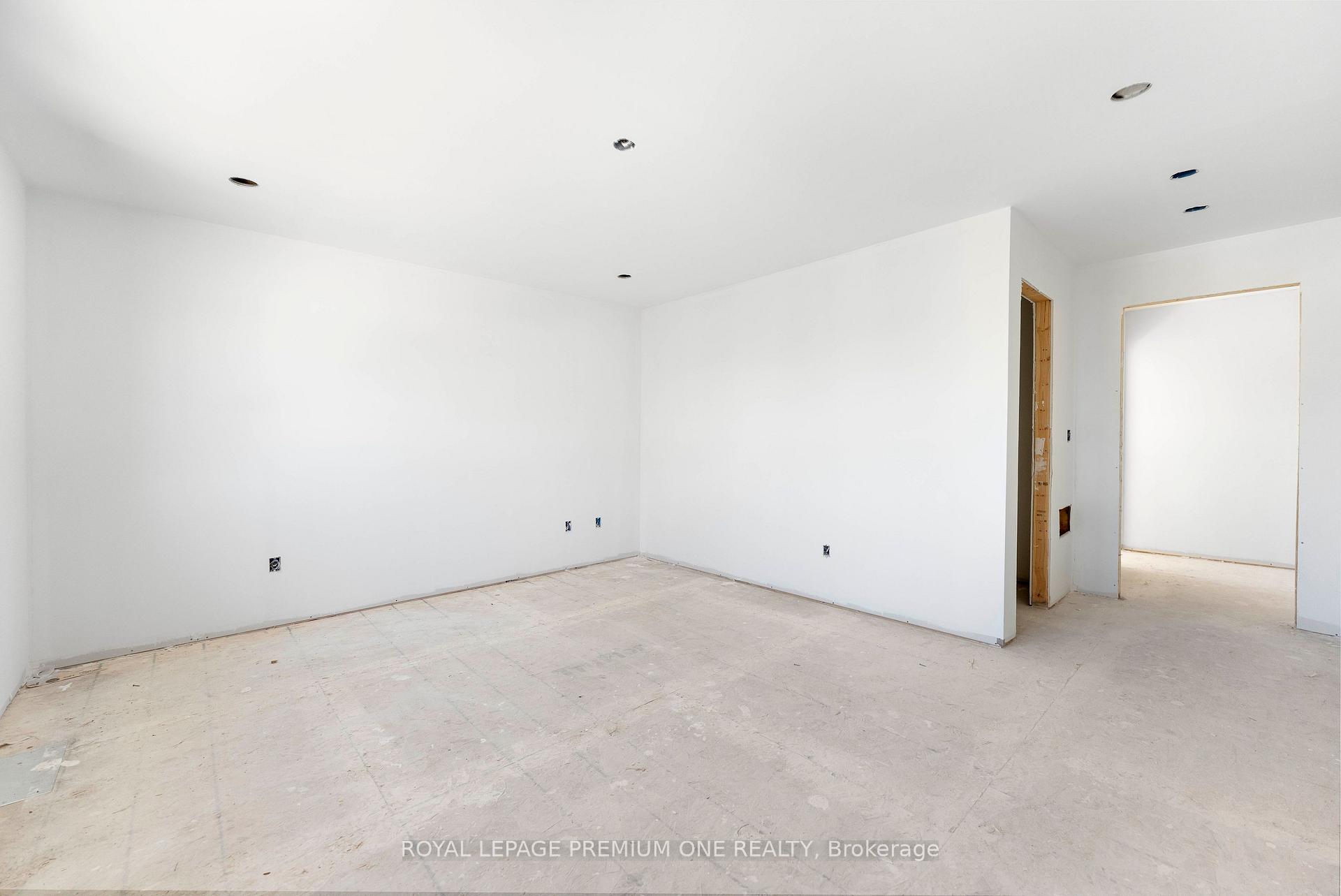 Photo 50 of 8 Jack Kenny Court, Caledon, Bolton West — HOMEH