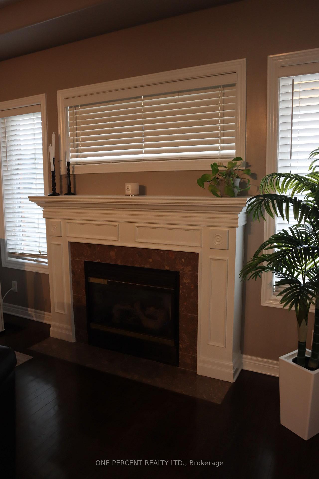 Photo 20 of 349 Winterberry Boulevard, Thorold, Confederation Heights — HOMEH