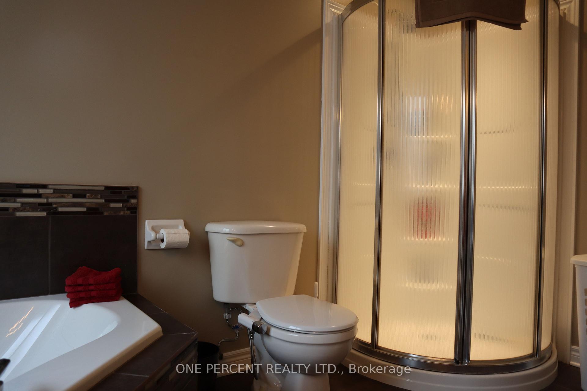 Photo 25 of 349 Winterberry Boulevard, Thorold, Confederation Heights — HOMEH