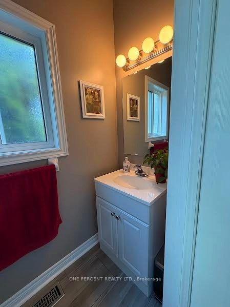 Photo 29 of 349 Winterberry Boulevard, Thorold, Confederation Heights — HOMEH