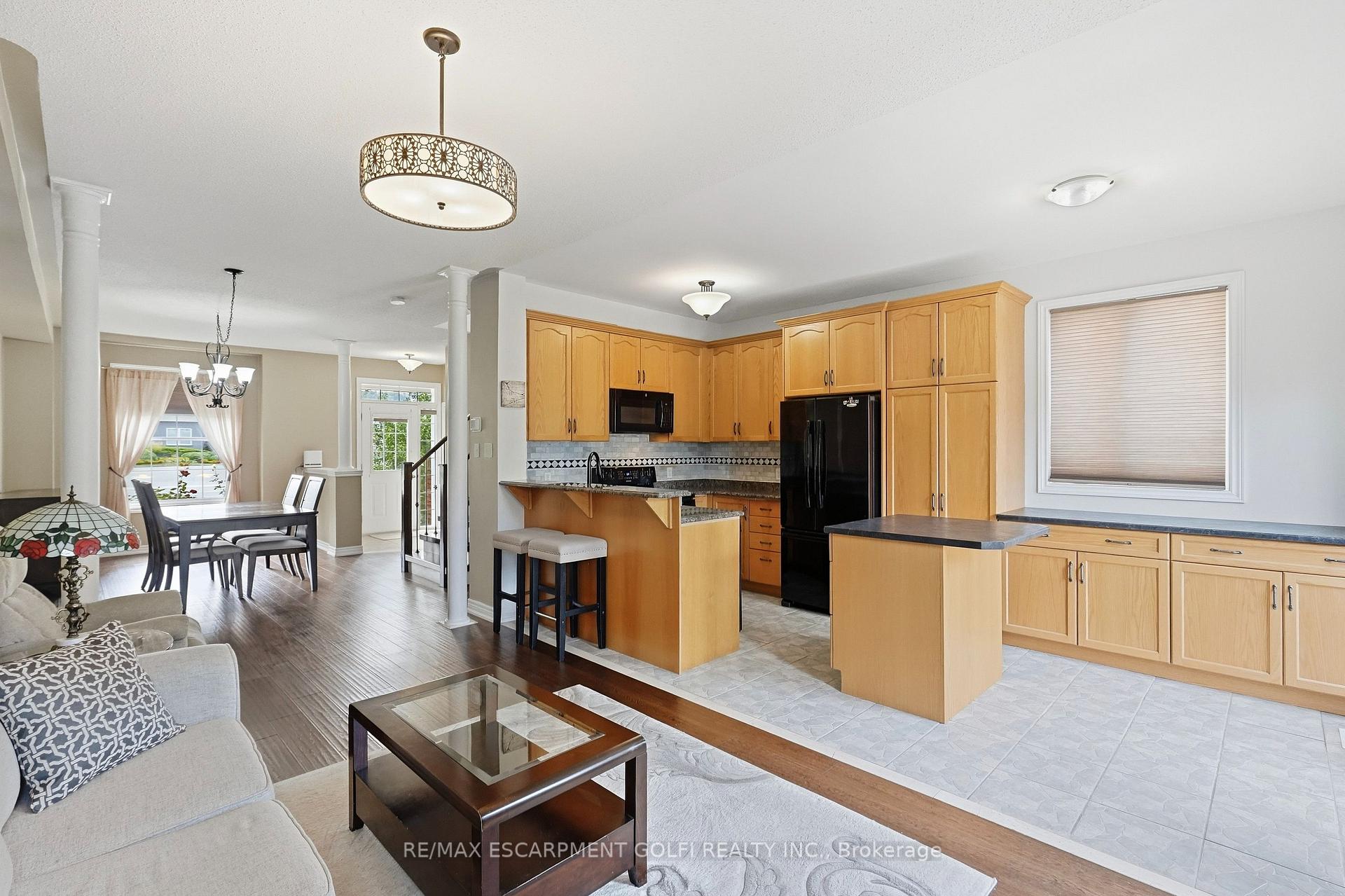 Photo 6 of 459 Highway No 8, Hamilton, Stoney Creek — HOMEH