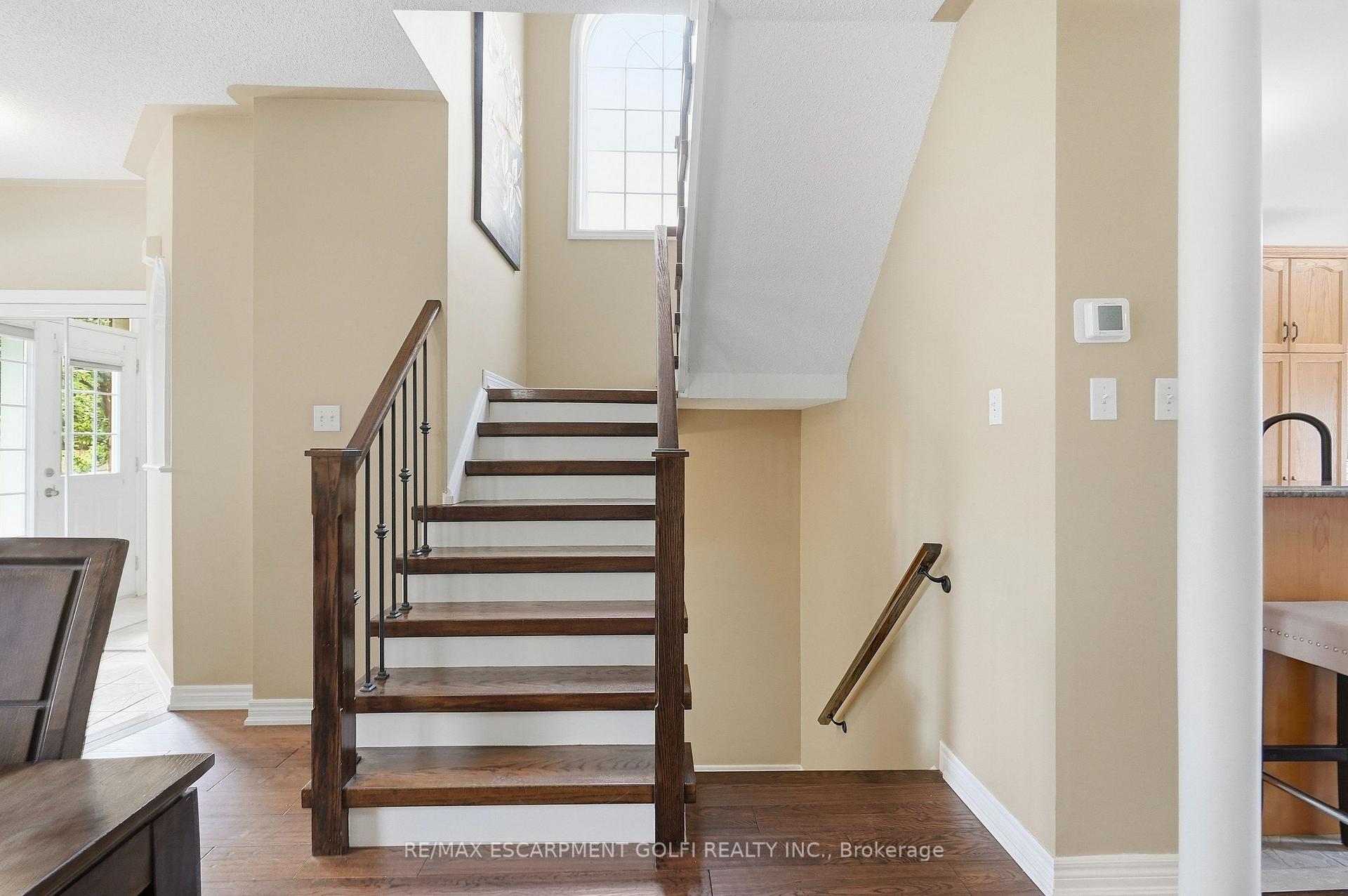 Photo 10 of 459 Highway No 8, Hamilton, Stoney Creek — HOMEH