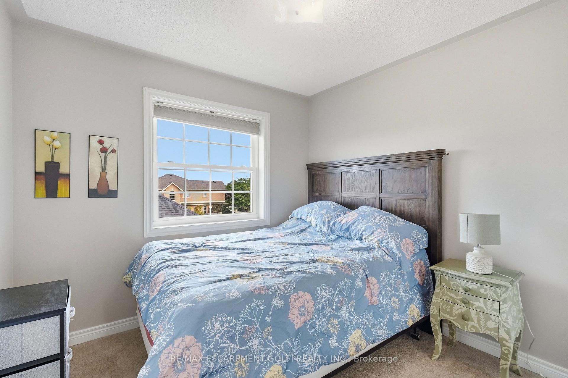 Photo 15 of 459 Highway No 8, Hamilton, Stoney Creek — HOMEH