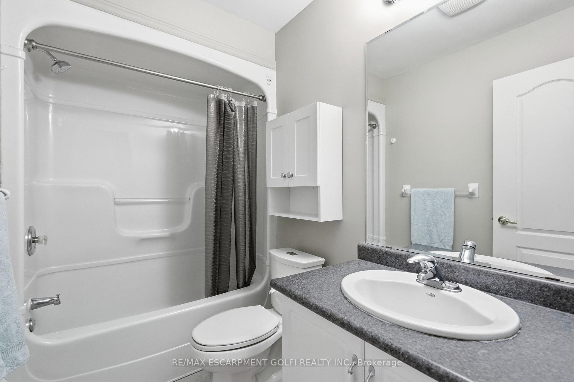 Photo 17 of 459 Highway No 8, Hamilton, Stoney Creek — HOMEH