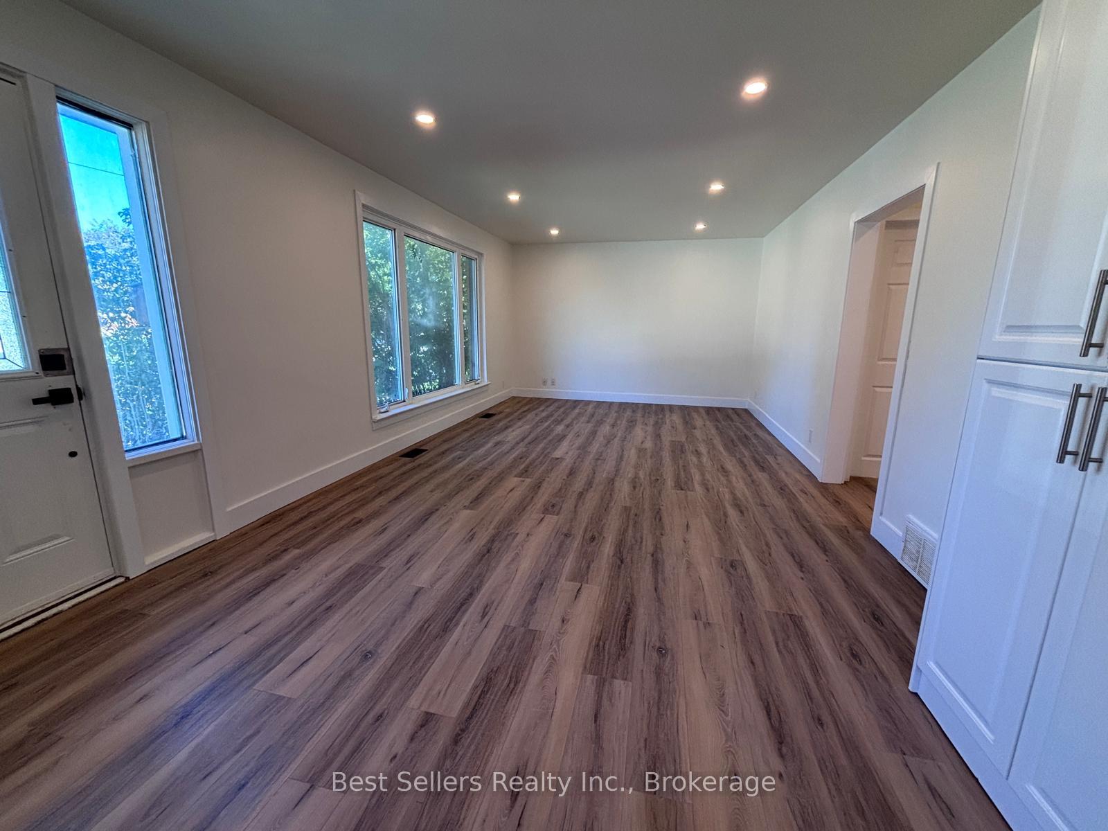 Photo 5 of Unit MAIN, 767 Gaspe Avenue, Oshawa, Lakeview — HOMEH