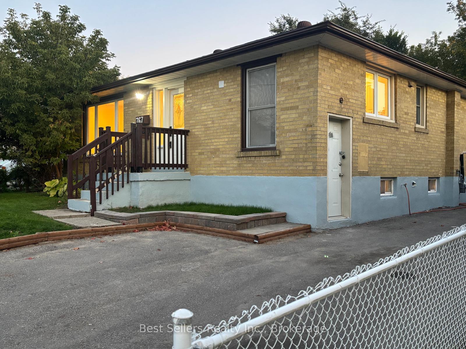 Photo 1 of Unit MAIN, 767 Gaspe Avenue, Oshawa, Lakeview — HOMEH