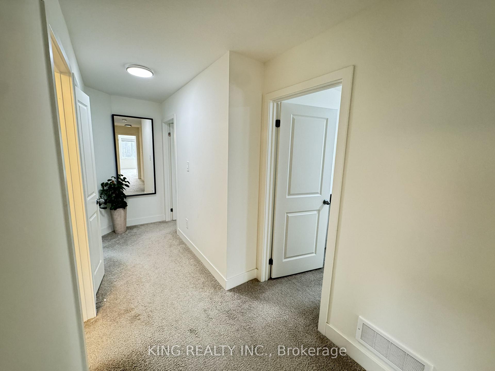 Photo 22 of Unit UPPER, 1462 Twilite Boulevard, London, North S — HOMEH